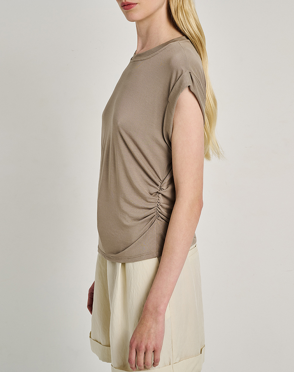 Staff Joy Sleeveless Top 63-405 055-Ν0076 Sandybrown Γυναικεία ρούχα μπλούζες Τοπ Κορμακια Politikos Shop Πολιτικός