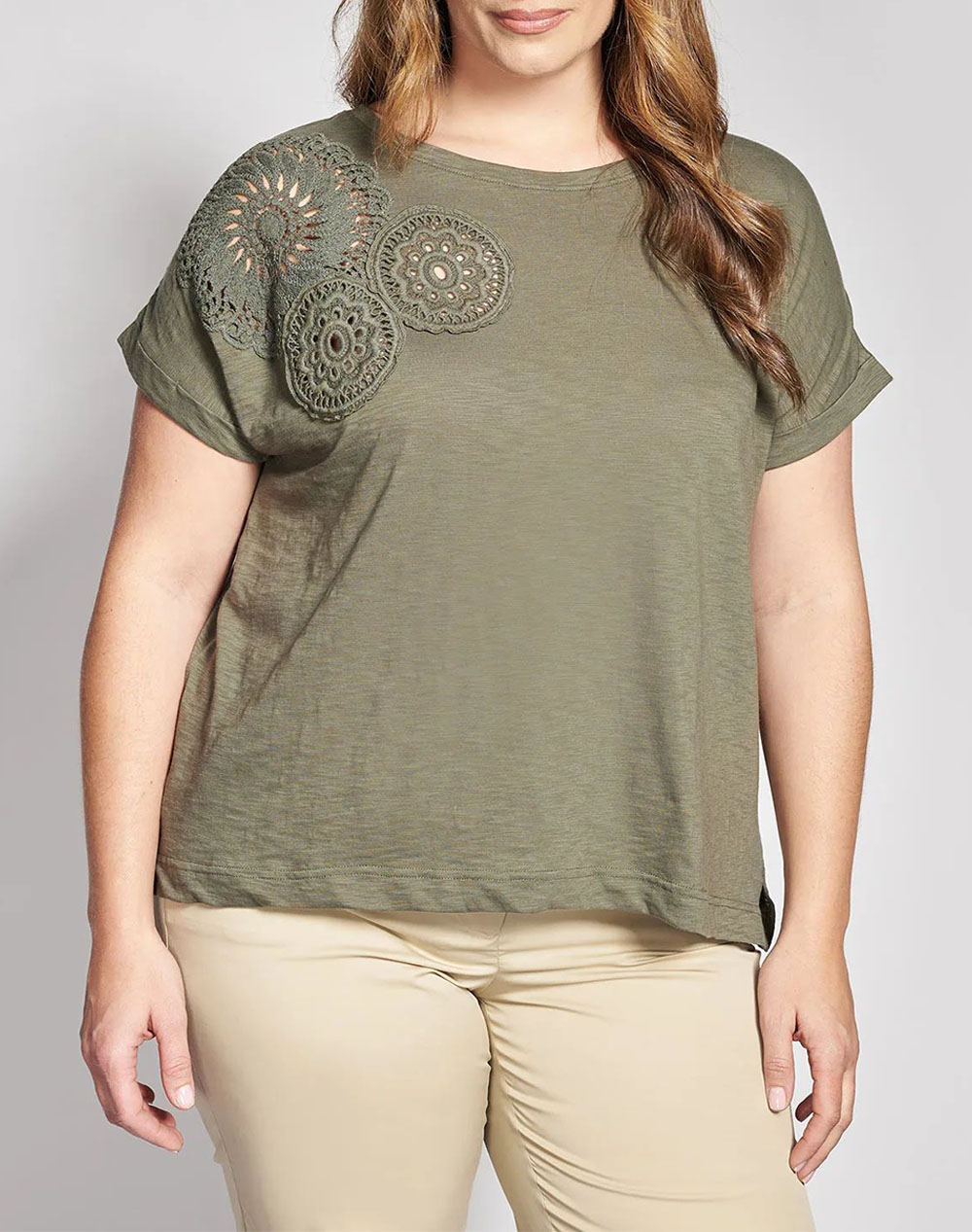 PARABITA Βαμβακερή μπλούζα φλάμα με μοτίφ στον ώμο 012610109859-023 Khaki