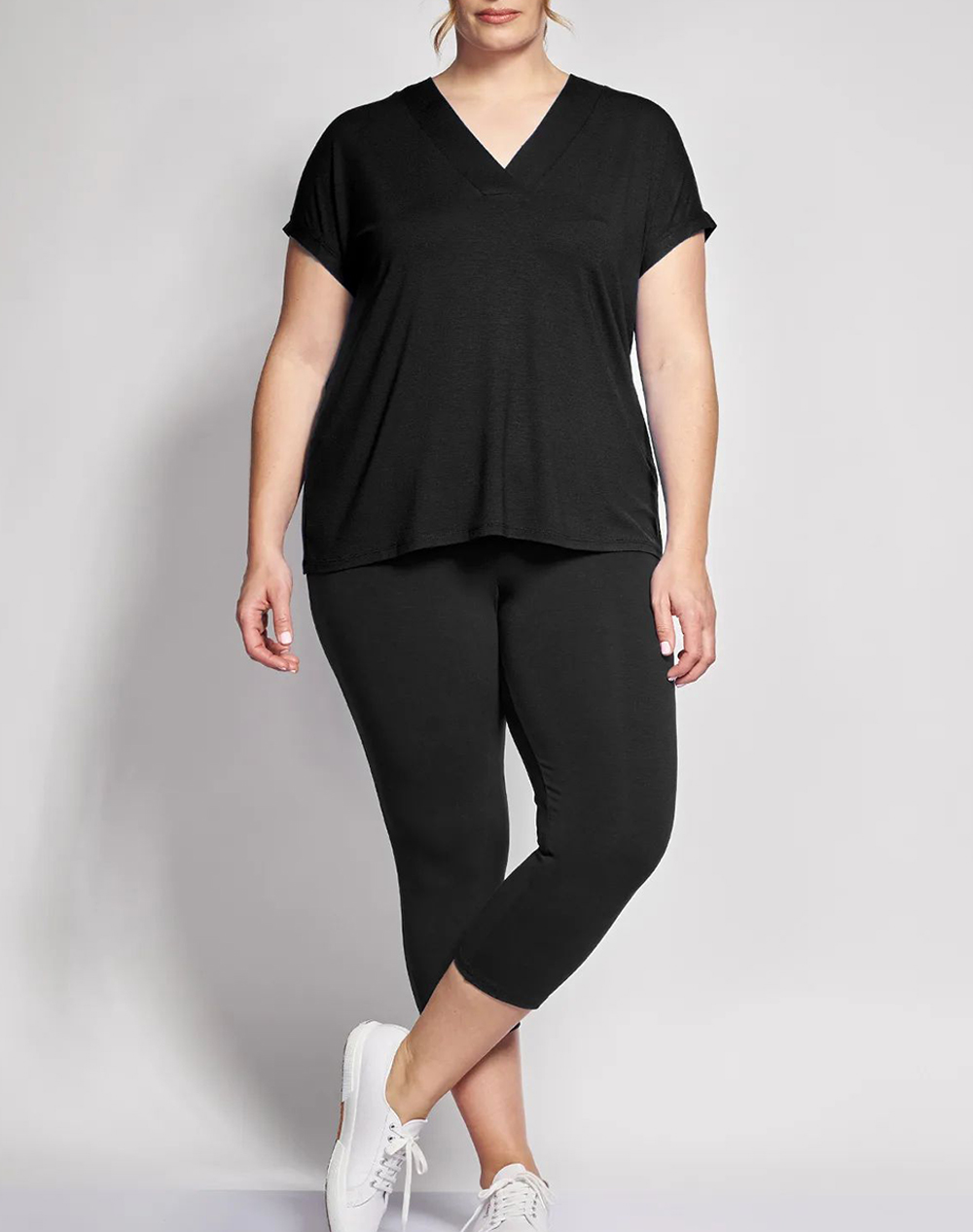 Parabita Basic Μπλούζα με Φάσα V 002610100485-002 Black Γυναικεία ρούχα μπλούζες Τ-Shirt Politikos Shop Πολιτικός