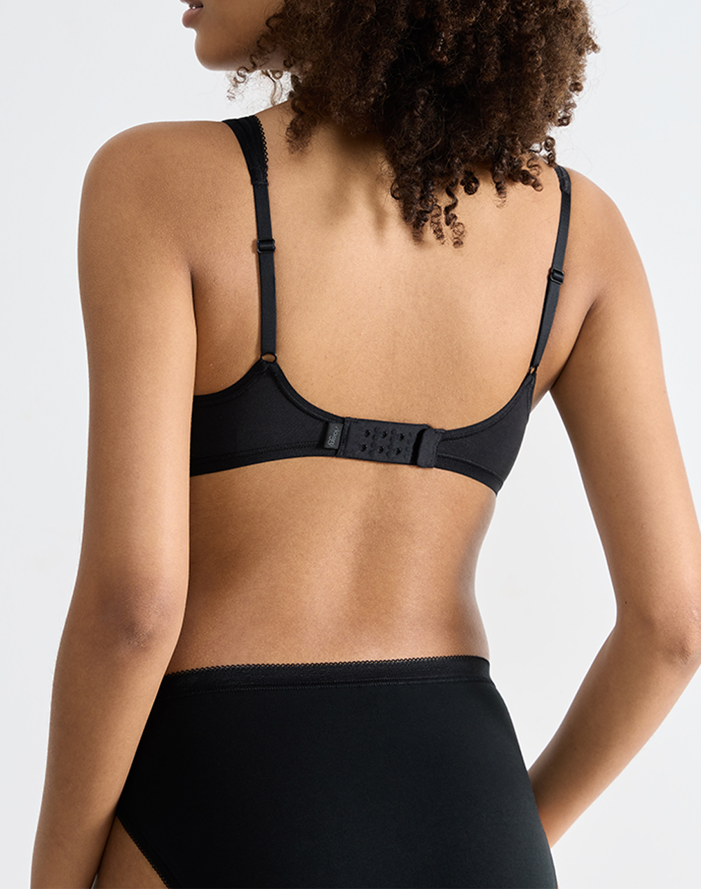 SLOGGI sloggi Basic+ Soft Bra 10222327-0004 Black φωτογραφία