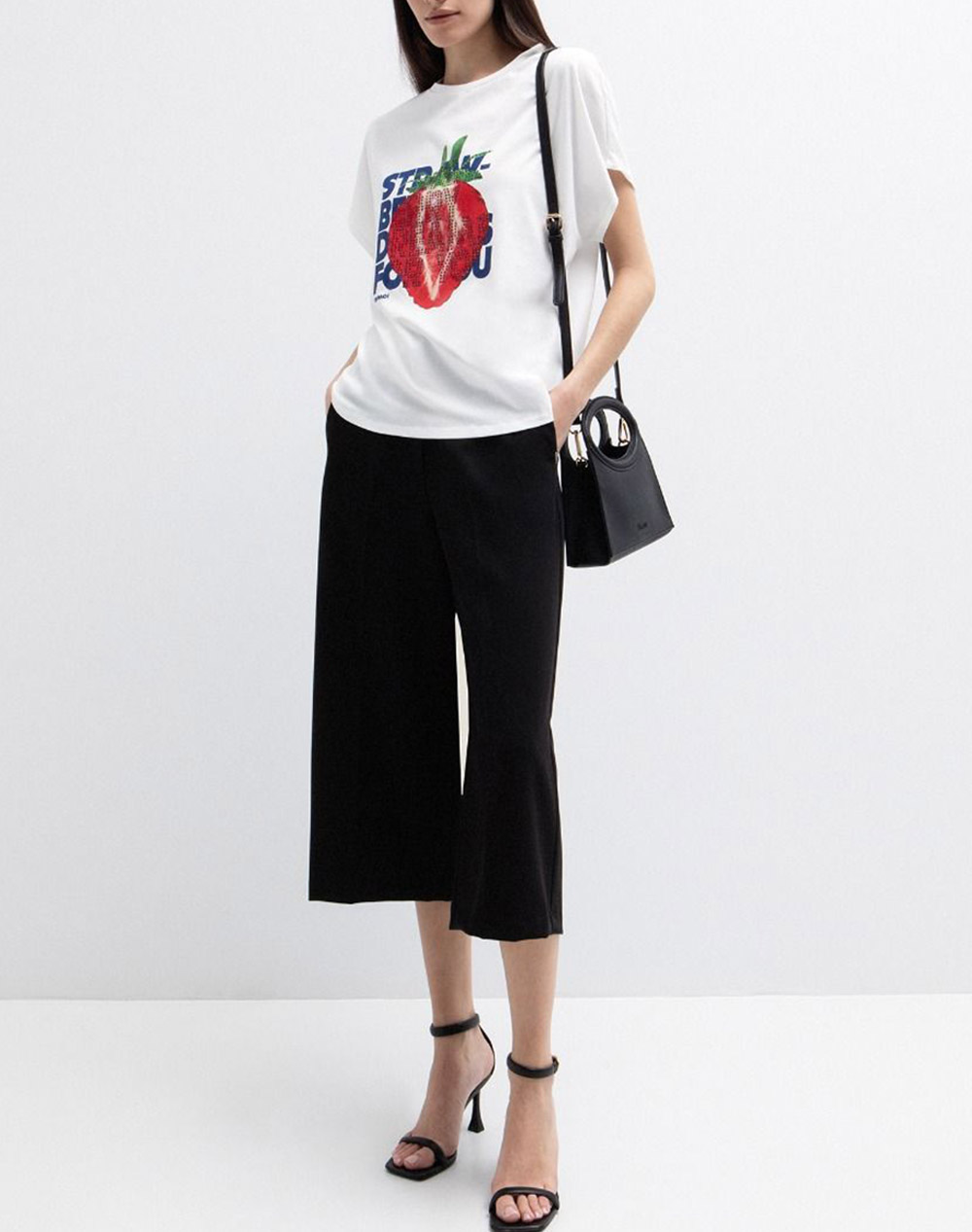 Toi Moi Μπλούζα 80-6783-126-1002 Offwhite Γυναικεία ρούχα μπλούζες Τ-Shirt Politikos Shop Πολιτικός