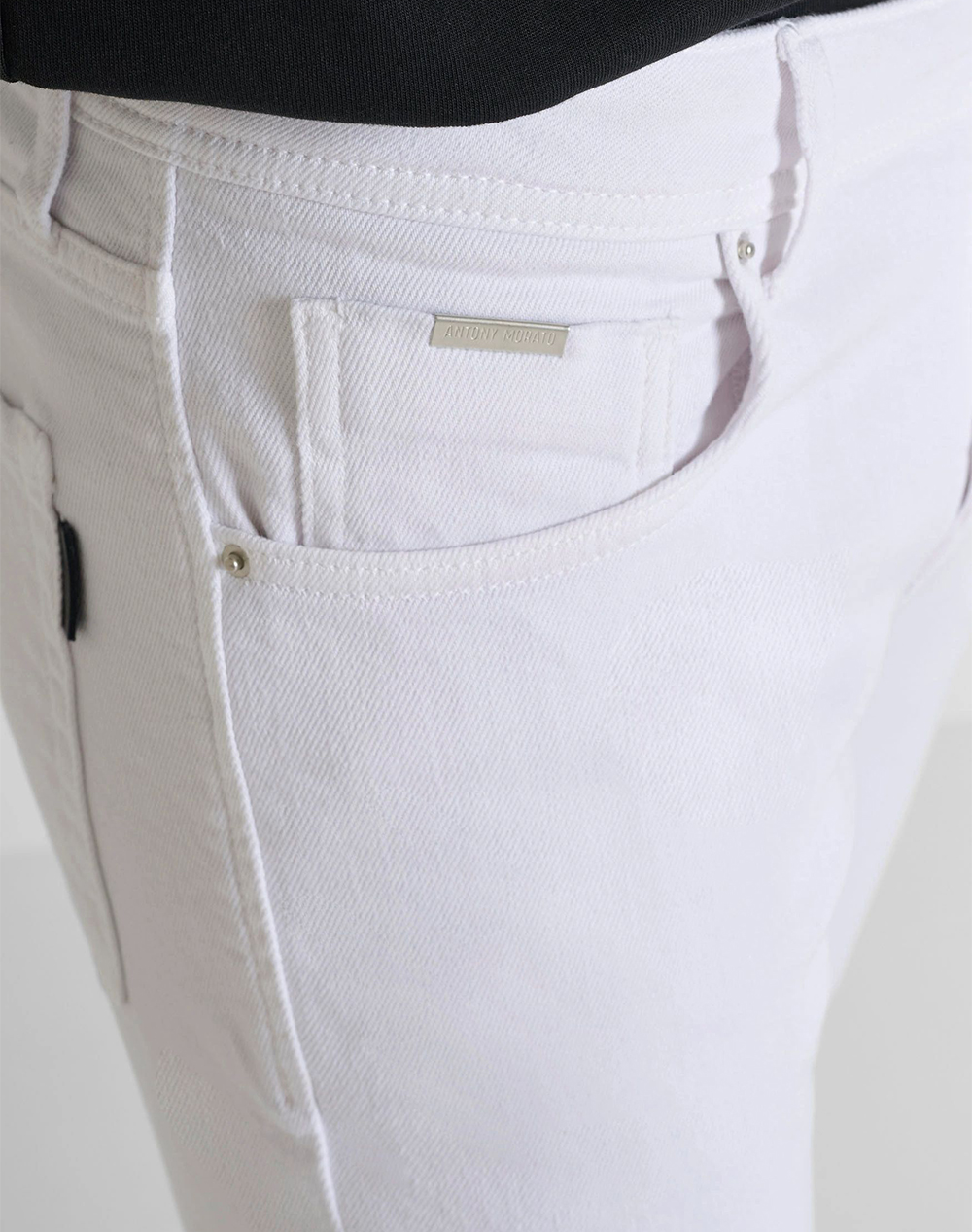 Antony Morato Mmdt00241Fa800150 Min Of 8 Jeans Ozzy Tapered Fit In Iconic Stretch Bull Denim Παντελόνι Ανδρικό Dt24180150W2055-1011 Offwhite ανδρικά 