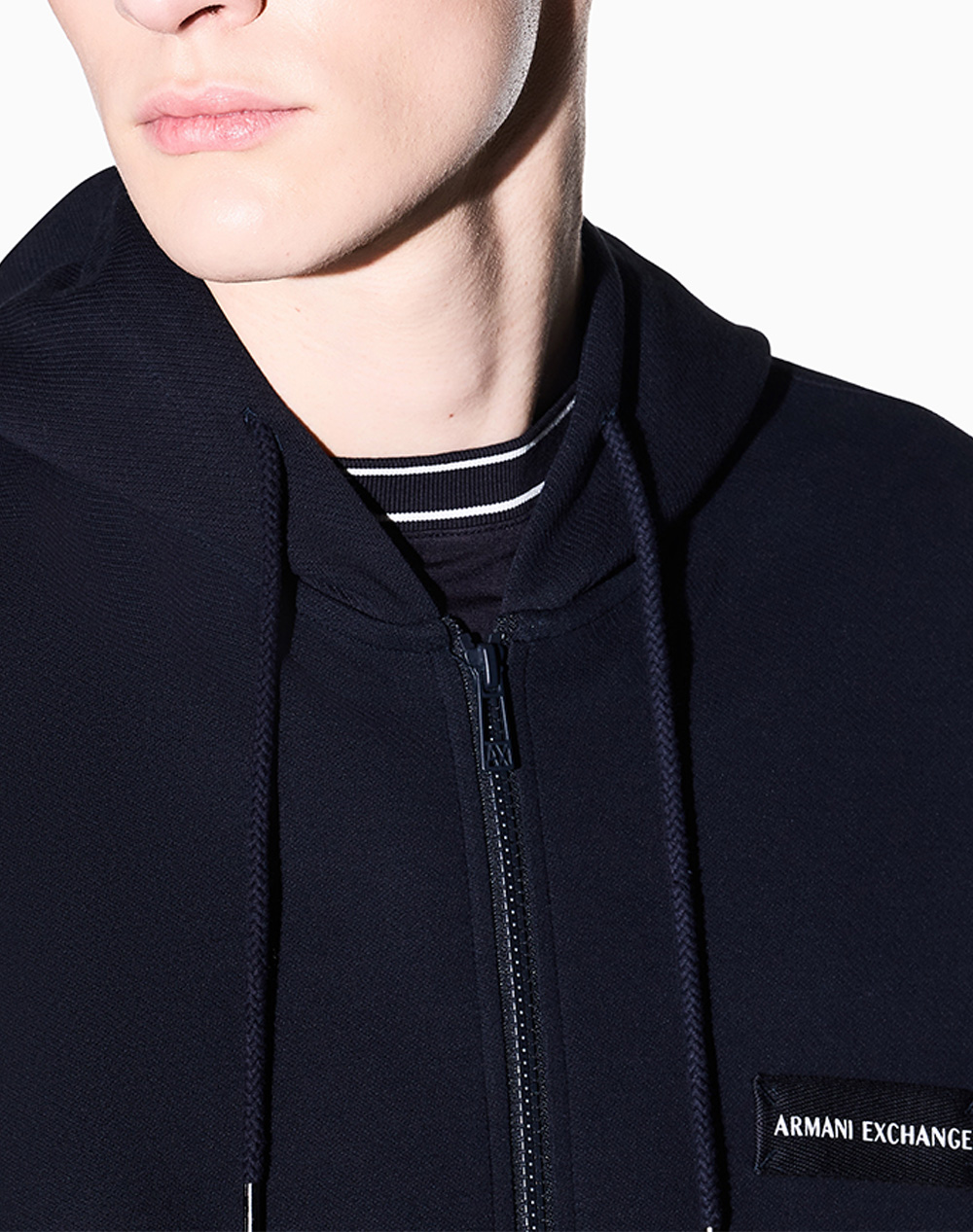 Armani Exchange Sweatshirt Xm002352Af21869-Ub101 Navyblue ανδρικά ρούχα ζακέτες φούτερ Politikos Shop Πολιτικός