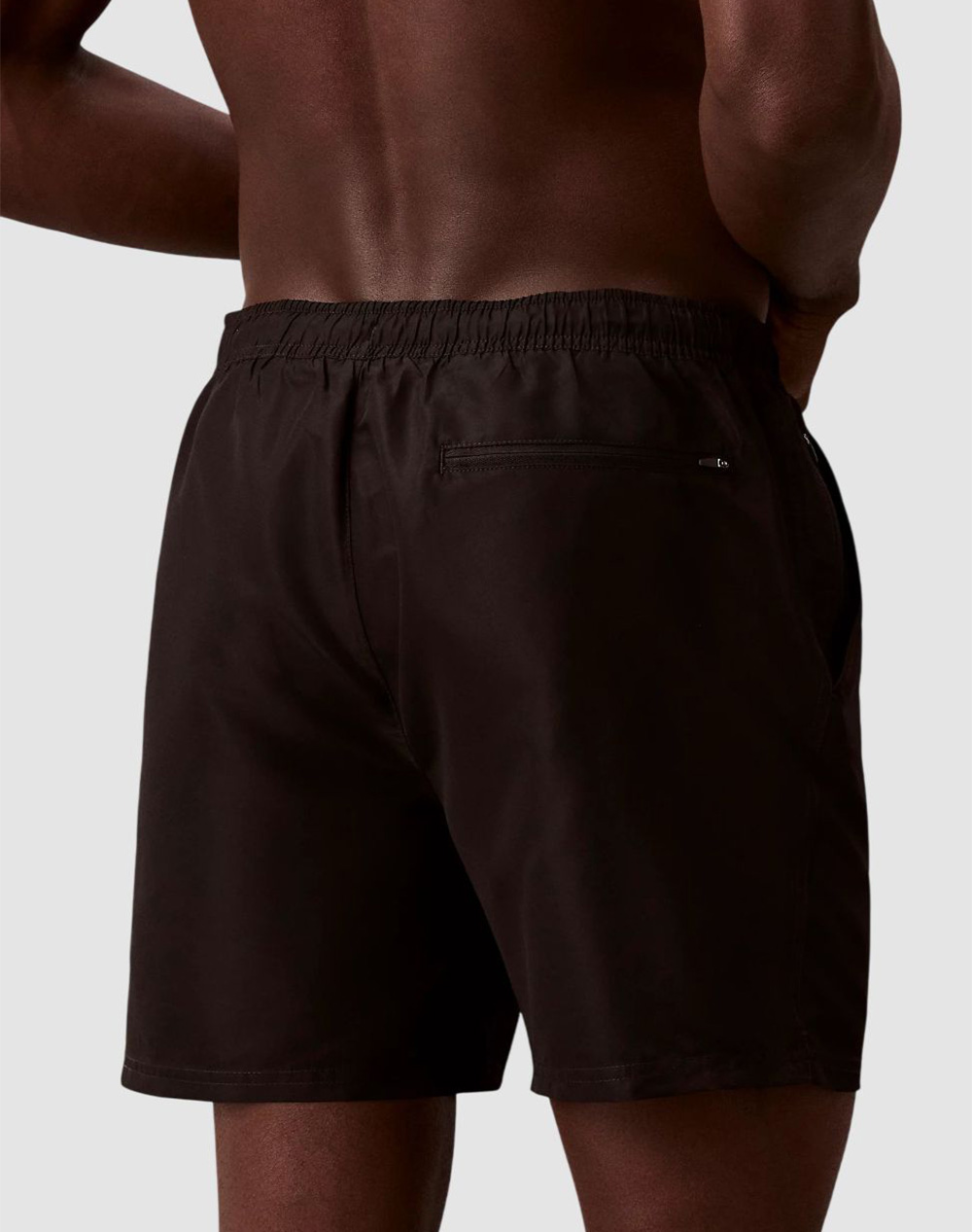 CALVIN KLEIN JEANS MEDIUM DRAWSTRING LV00N61047-UB1 Black φωτογραφία