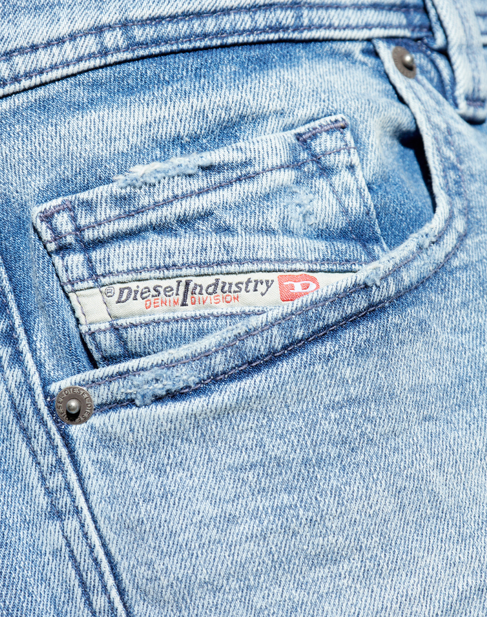 Diesel 1986 Larkee-Beex L 32 Trousers 00Su1X0Dbdv-01 Denimlightblue ανδρικά ρούχα παντελόνια Jeans Politikos Shop Πολιτικός