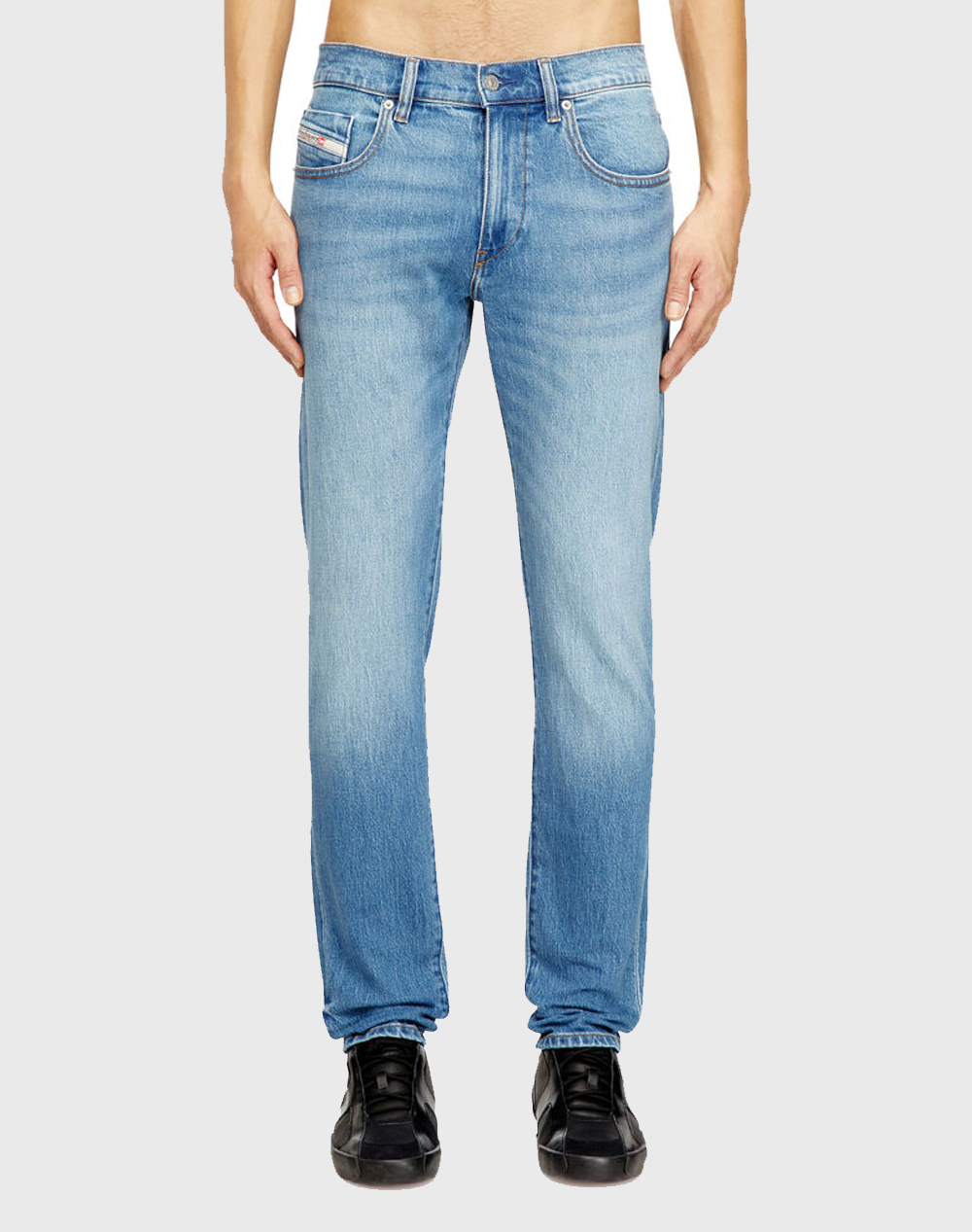 DIESEL 2019 D-STRUKT L.32 TROUSERS A035580ADBK-01 DenimLightBlue