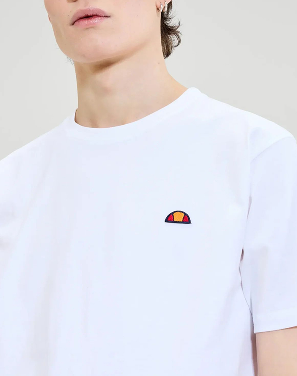 Ellesse Classics Cassica Tee Μπλούζα Ανδρικό Shr20276-908 White ανδρικά ρούχα μπλούζες T-Shirt Politikos Shop Πολιτικός