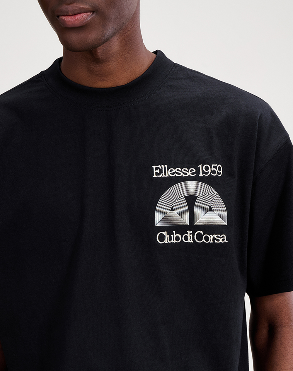 Ellesse Graphics Club Di Corsa Tee Μπλούζα Ανδρικό Shb23147-011 Black ανδρικά ρούχα μπλούζες T-Shirt Politikos Shop Πολιτικός