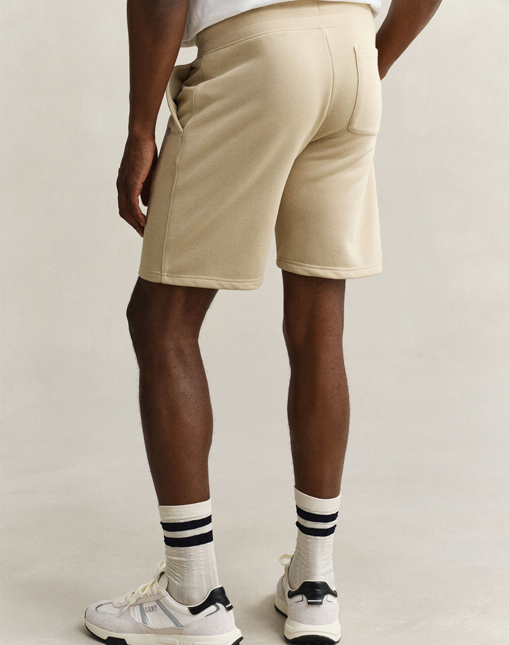 GANT ΣΟΡΤΣ REG SHIELD SWEAT SHORTS 3G2009027-200 Biege φωτογραφία