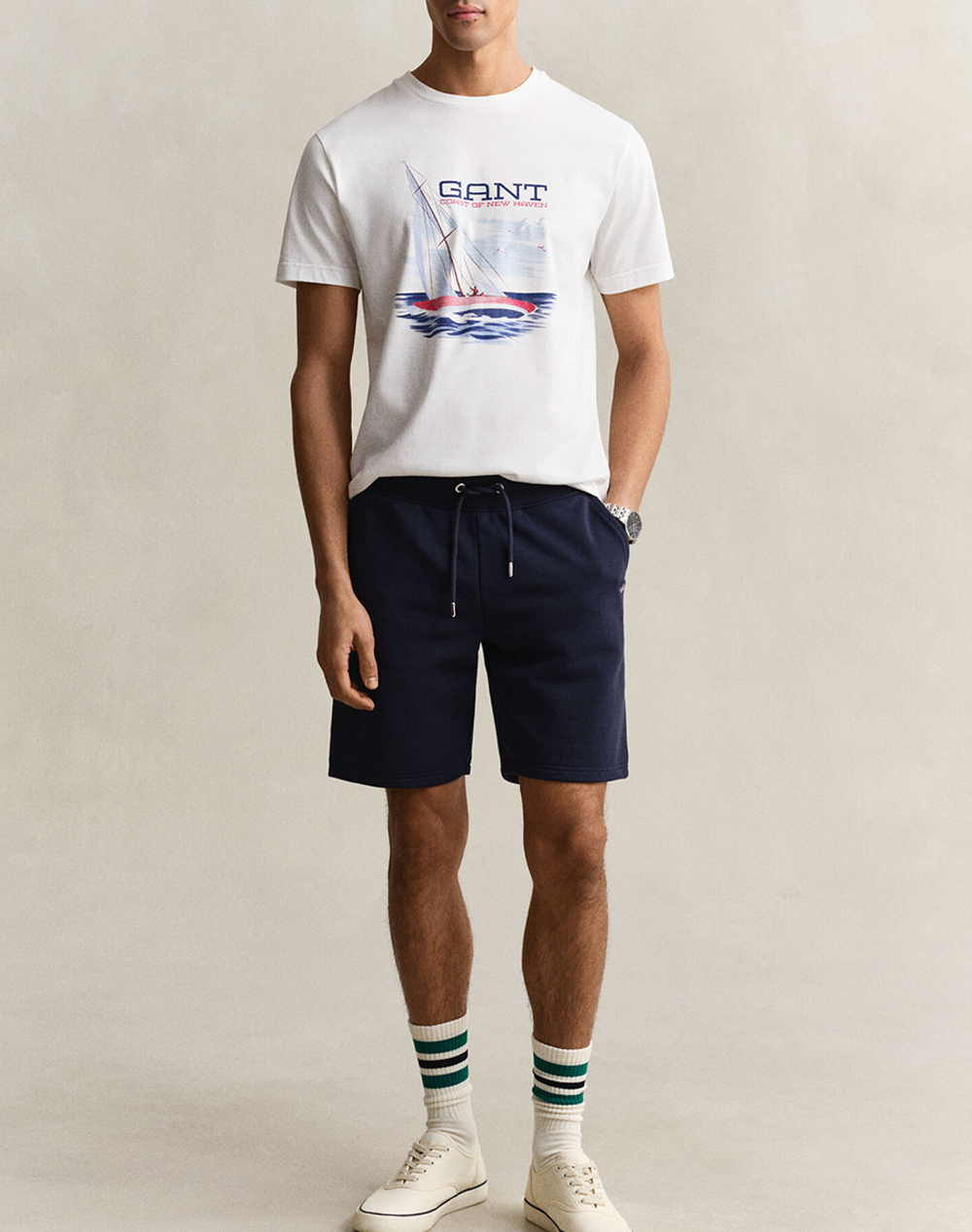 Gant Σορτς Reg Shield Sweat Shorts 3G2009027-433 Darkblue ανδρικά αθλητικά ρούχα Βερμουδα Politikos Shop Πολιτικός
