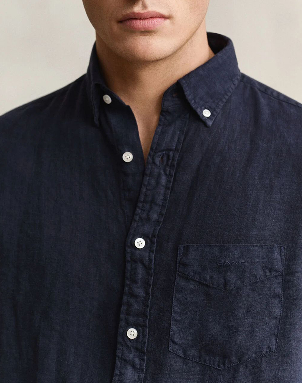 Gant Πουκαμισο Μμ Reg Gmnt Dyed Linen Shirt 3G3240120-433 Darkblue ανδρικά ρούχα πουκάμισα Politikos Shop Πολιτικός