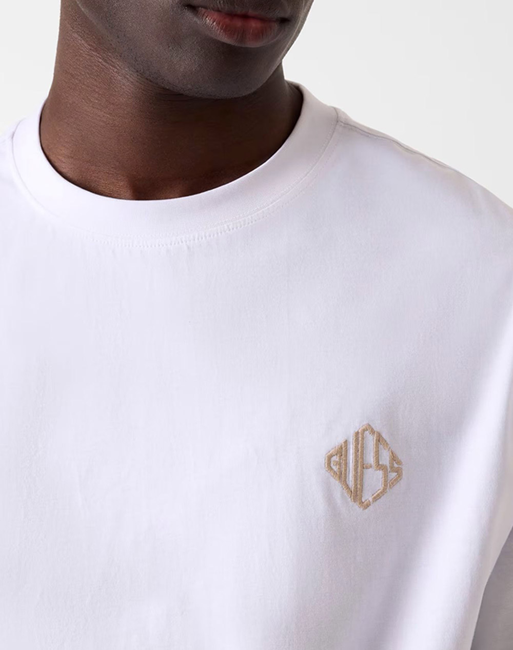 Guess Ss Cn Diamante Logo Tee Μπλούζα Ανδρικό M6Ri25I3Z14-G011 White ανδρικά ρούχα μπλούζες T-Shirt Politikos Shop Πολιτικός