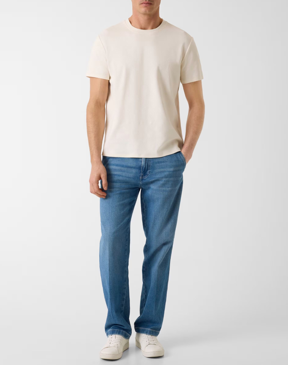 Guess Nico Embossed Knit Ss Crew Μπλούζα Ανδρικό M6Gp26K3177-Pmjd Ecru ανδρικά ρούχα μπλούζες T-Shirt Politikos Shop Πολιτικός