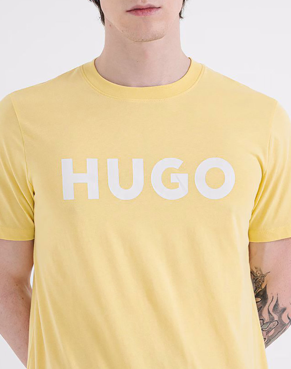 Hugo Dulivio 10229761 01 50467556-721-721 Yellow ανδρικά ρούχα μπλούζες T-Shirt Politikos Shop Πολιτικός