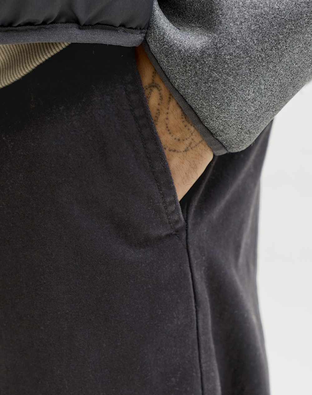 JACK&JONES JPSTGORDON DYLAN JOGGER 12288471-BLACK Black φωτογραφία