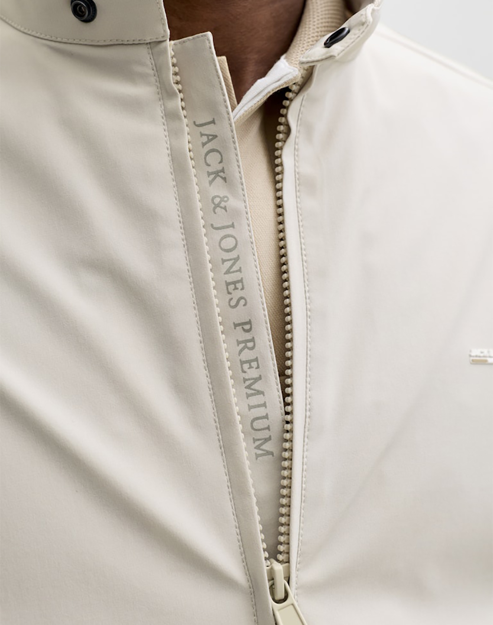 Jack Jones Jprblubrad Bomber Jacket Sn 12273393-Moonstruck Ecru ανδρικά ρούχα Πανωφορια μπουφάν Politikos Shop Πολιτικός