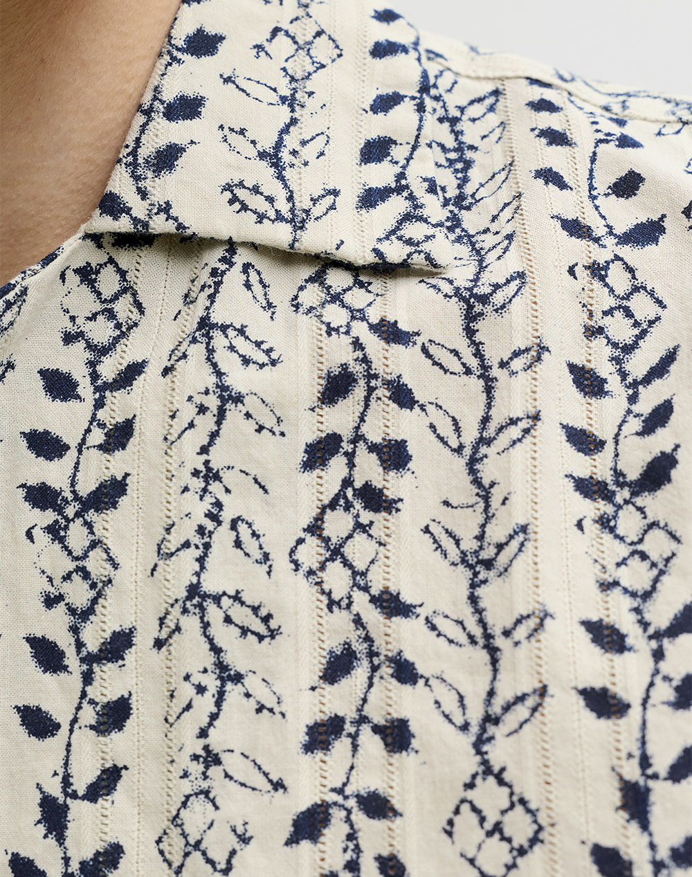 Jack Jones Jprblulyon Print Dobby S Shirt Sn 12291968-Moonstruckaop:realxfit Ecru ανδρικά ρούχα πουκάμισα Politikos Shop Πολιτικός
