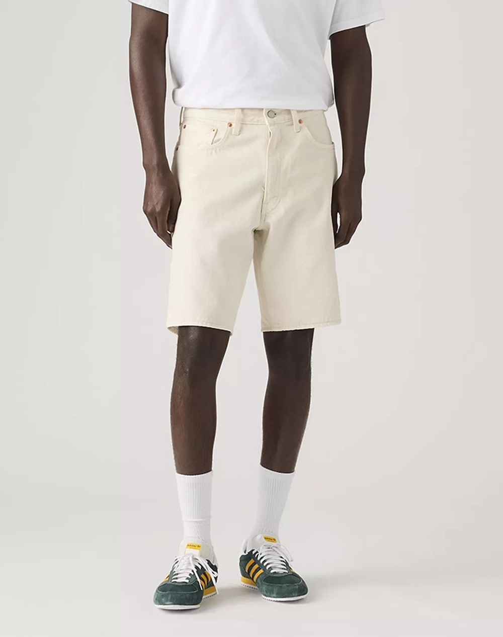 LEVIS 468 LOOSE SHORTS A8461-0040-0040 Cream