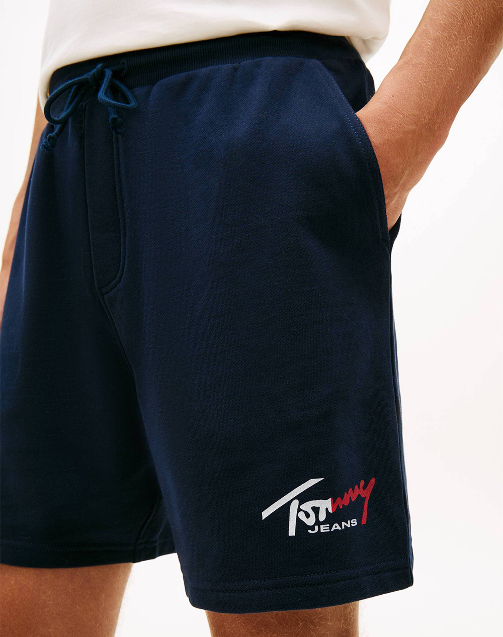 Tommy Jeans Tjm Signature Beach Short Dm0Dm23017-C1G Darkblue ανδρικά αθλητικά ρούχα Σορτς Βερμουδα Politikos Shop Πολιτικός