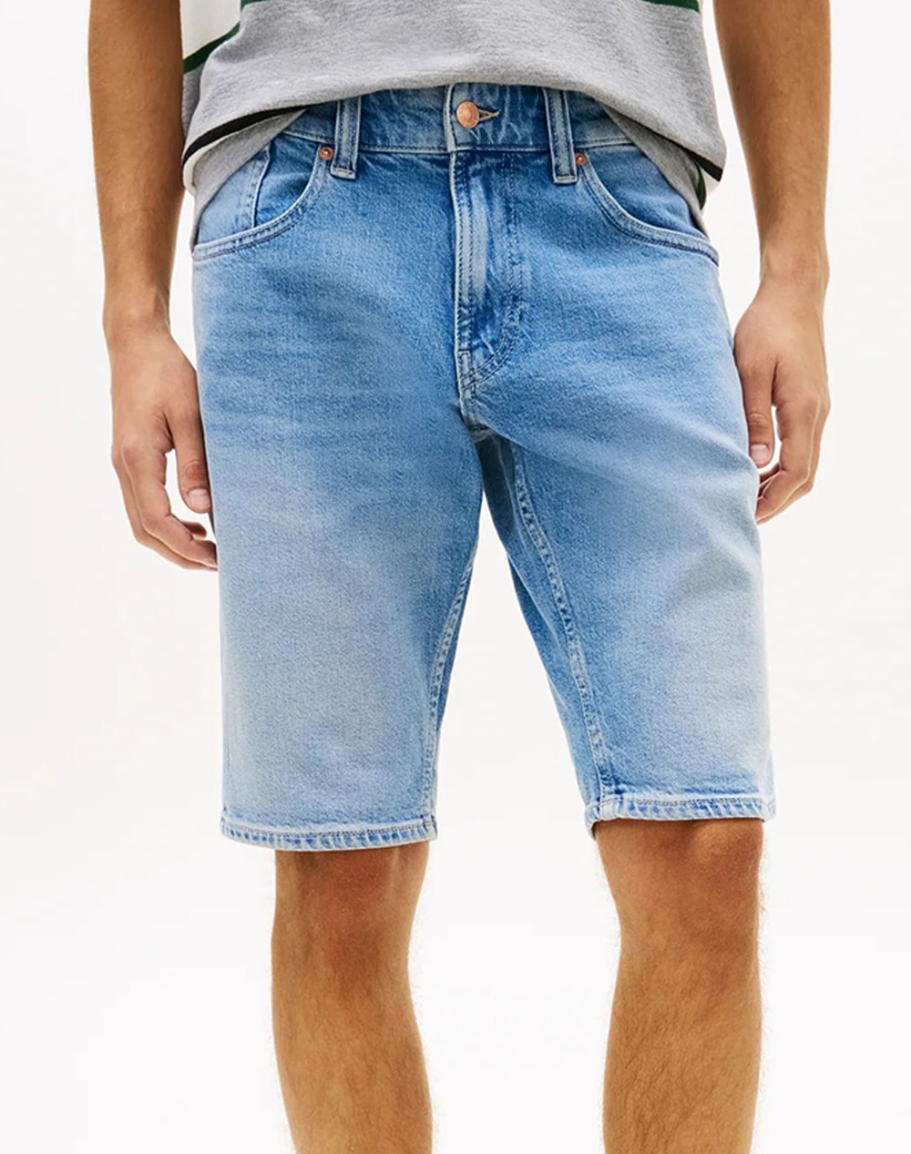 Tommy Jeans Ανδρική Jean Βερμούδα Τζιν Ανοιχτό Μπλε Βαμβάκι Λυοσελ Ελαστάνη