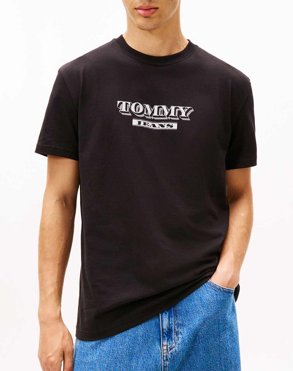 TOMMY JEANS TJM REG BILLS FONT SS TEE EXT DM0DM22322-BDS Black