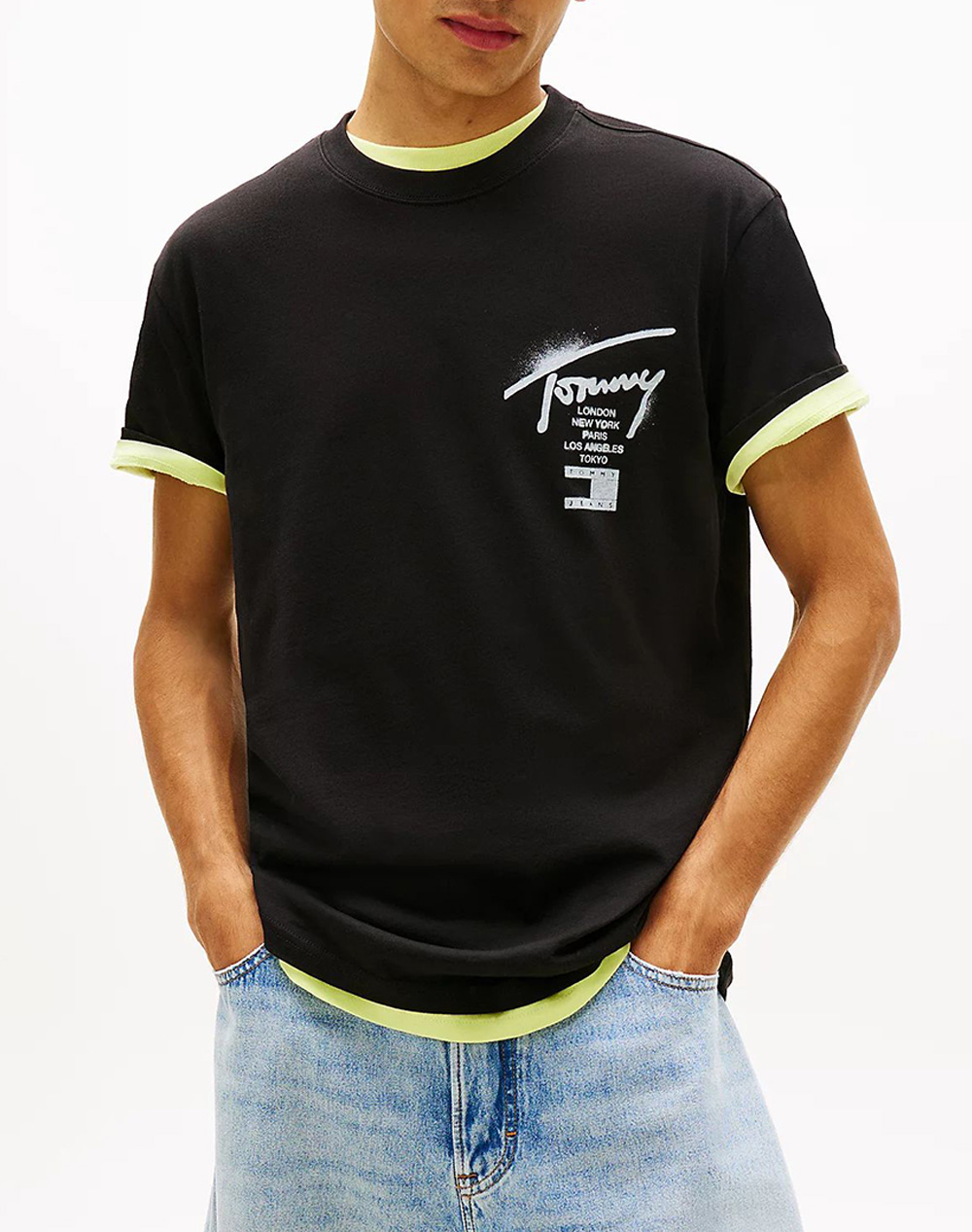 TOMMY JEANS TJM REG CITY SIGN SS TEE EXT DM0DM22553-BDS Black