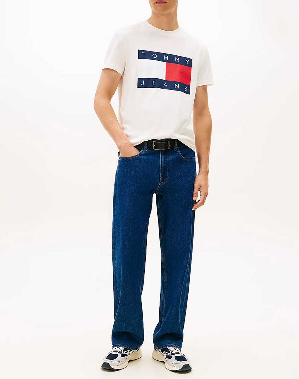 Tommy Jeans Tjm Reg Big Flag Ss Tee Ext Dm0Dm22645-Ybh Offwhite ανδρικά ρούχα μπλούζες T-Shirt Politikos Shop Πολιτικός