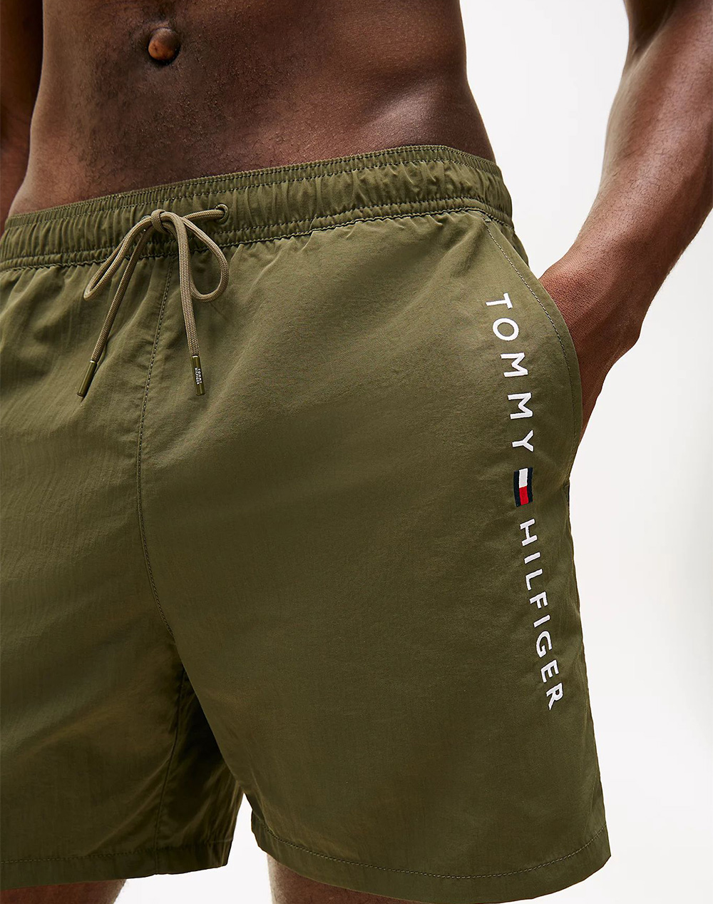 Tommy Hilfiger Medium Drawstring Zip Pocket Um0Um03748-Rbn Armygreen ανδρικά ρούχα μαγιό Σορτς Politikos Shop Πολιτικός