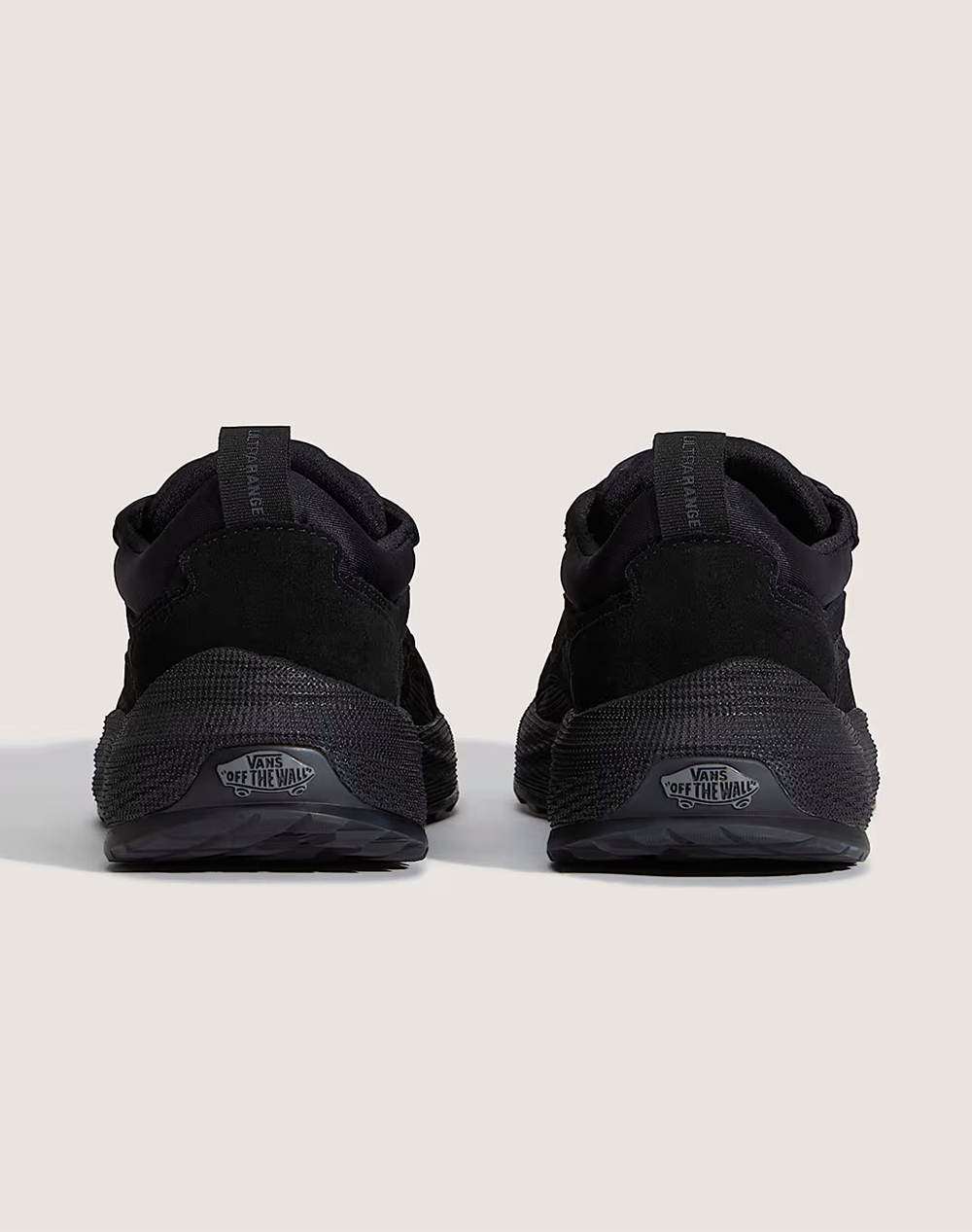 Vans Ultrarange Neo 2 0 Vn000Ej8Blk1-Vnblk Totalblack ανδρικά αθλητικά παπούτσια Politikos Shop Πολιτικός