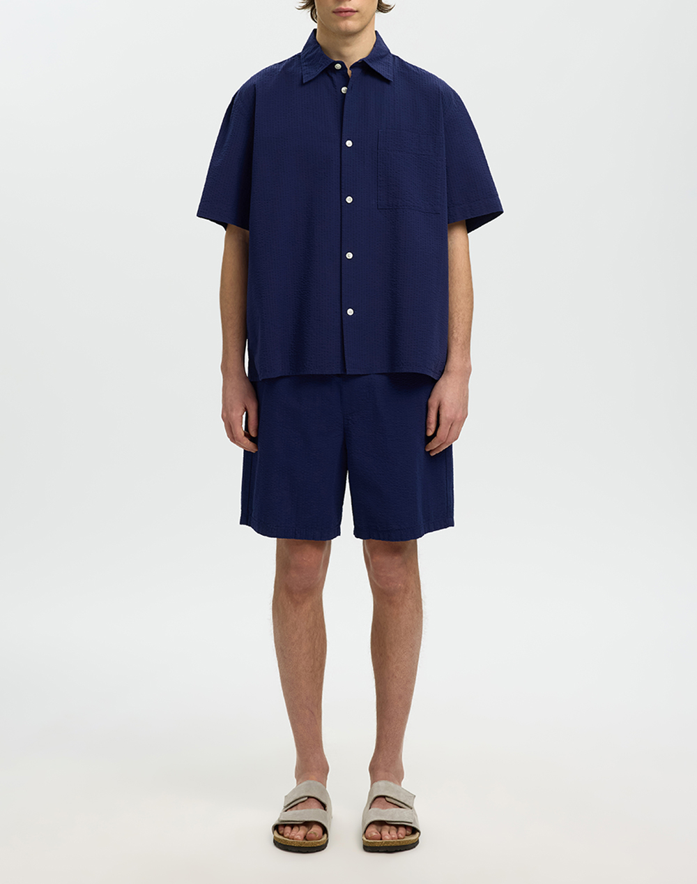 Selected Slhrlxstuart Seersucker Ss Shirt 16101353-Ocean Cavern Navyblue ανδρικά ρούχα πουκάμισα Politikos Shop Πολιτικός