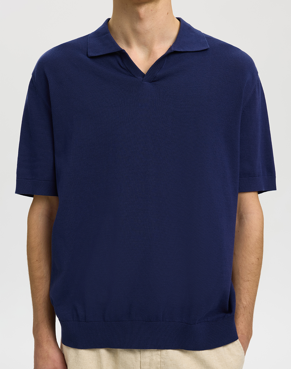 Selected Slhtorino Ss Knit Relaxed Open Polo 16101372-Ocean Cavern Darkblue ανδρικά ρούχα μπλούζες Politikos Shop Πολιτικός