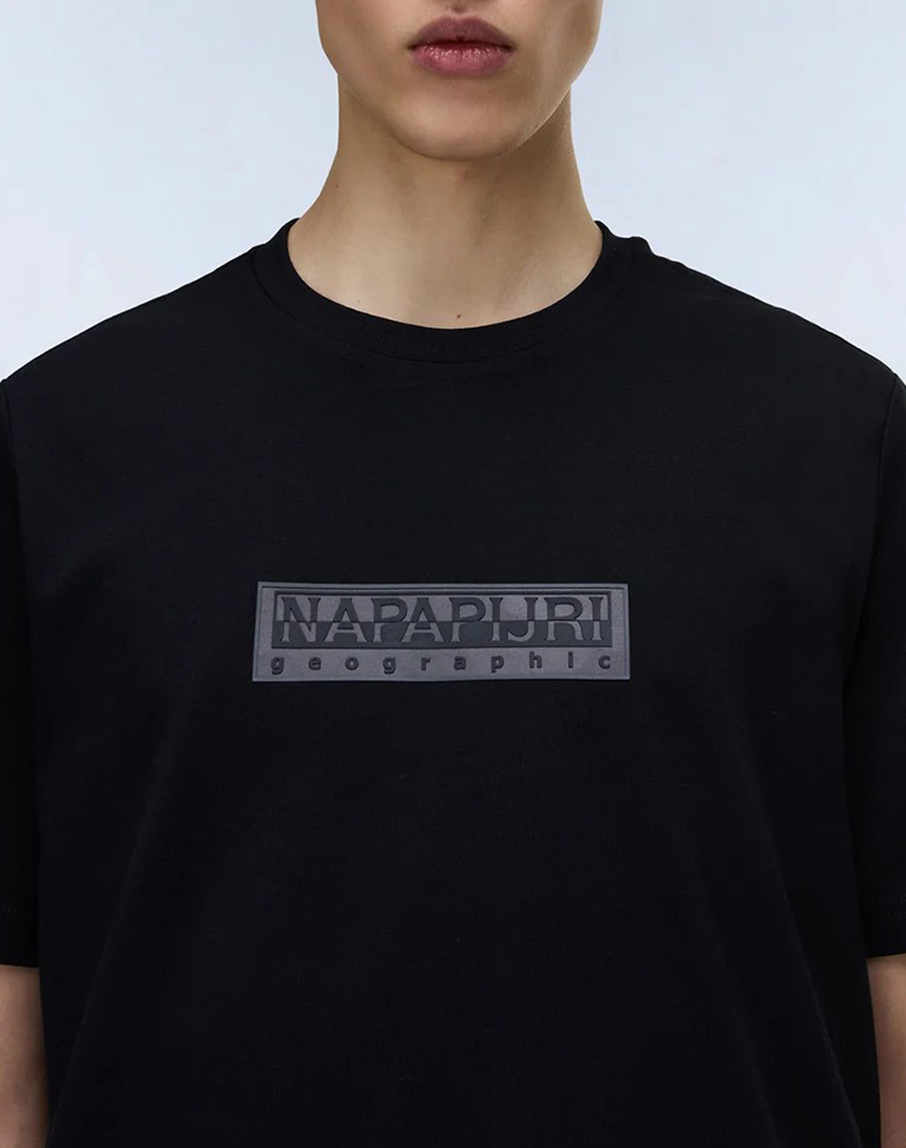 NAPAPIJRI S-BOX LOGO SS 1 NP0A4IFL-NP941 Black φωτογραφία