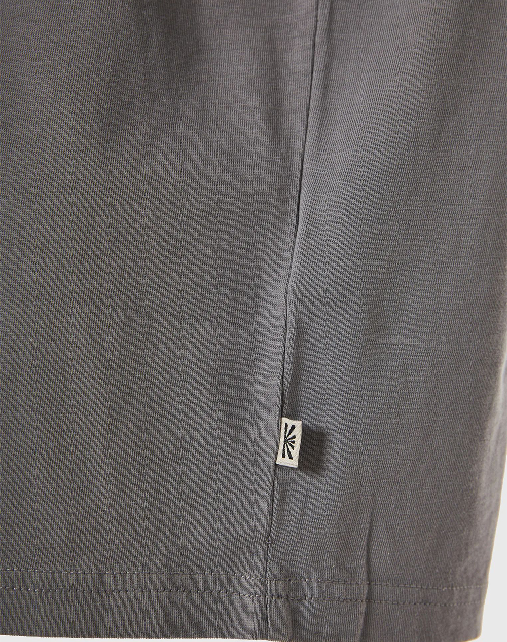 Funky Buddha T-Shirts Fbm013-011-04-Steel Grey Gray ανδρικά ρούχα μπλούζες T-Shirt Politikos Shop Πολιτικός