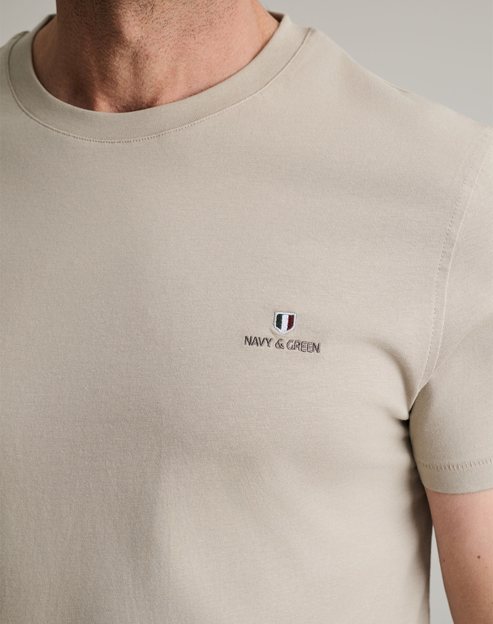 NAVY&GREEN ΜΠΛΟΥΖΑ ΛΑΙΜΟΚΟΨΗ 24MO.001/P.3-Oxford Tan SandyBrown φωτογραφία