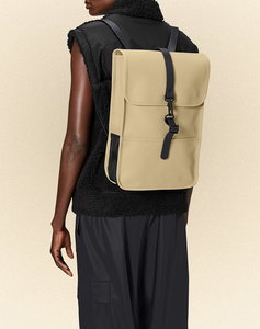 RAINS Backpack Mini W3 (Διαστάσεις: 34 x 30.5 x 12 εκ.)